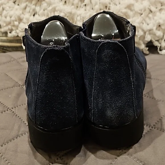 Aerosoles Booties - Picture 5 of 15